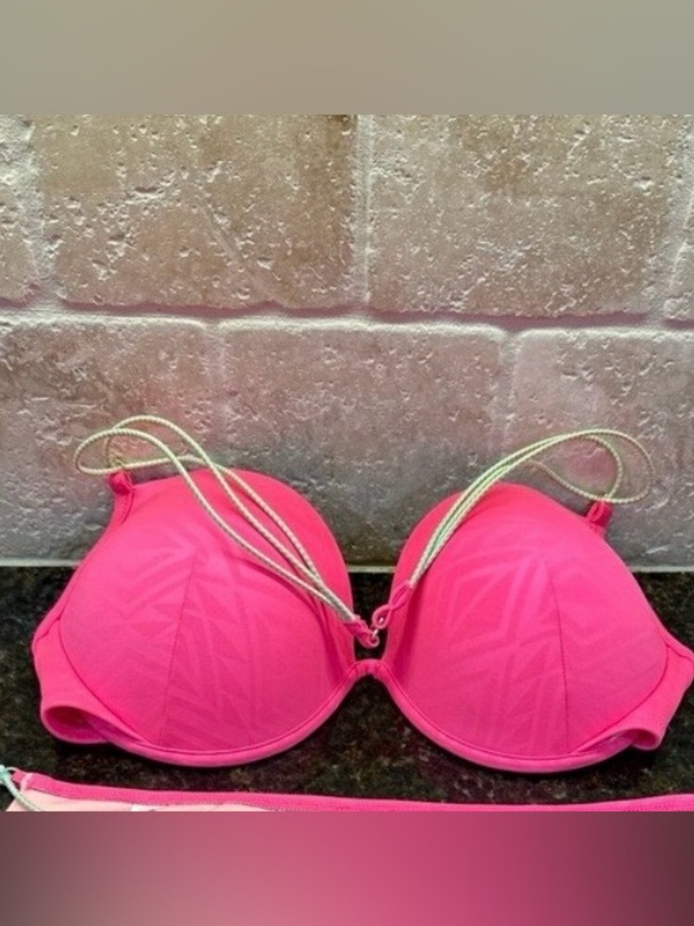 Victoria’s Secret Hot Pink Bikini Top 36DD NWOT